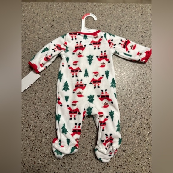 Carter’s Newborn My First Christmas Sleeper NWT - Picture 2 of 4